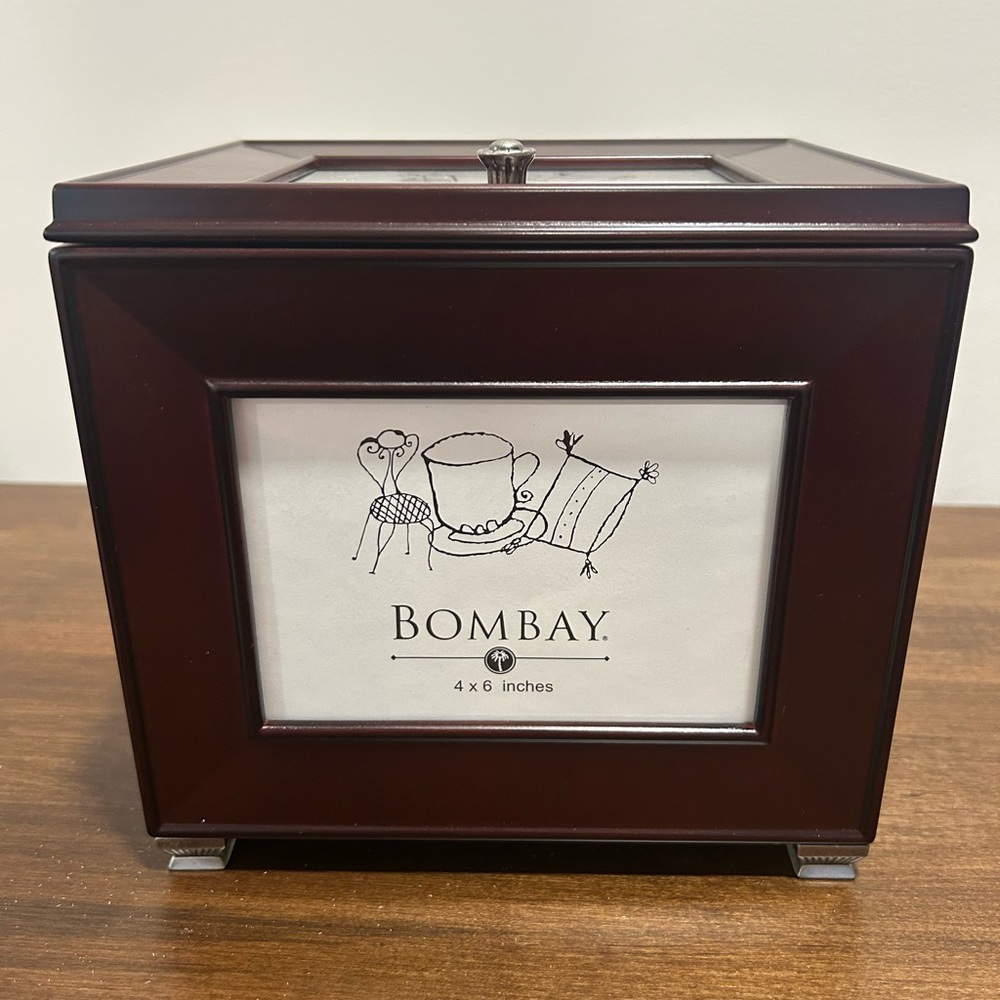 BOMBAY Company Dark/Cherry  Wood Photo Storage Box